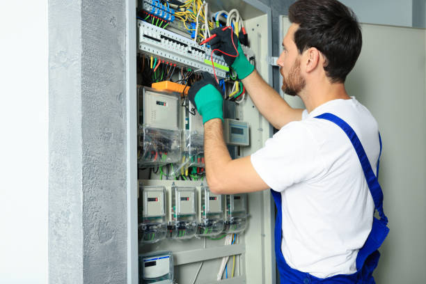 Best Affordable Emergency Electrician  in Bridgeview, IL